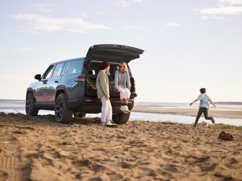 Rivian R1S Quad: The Tarzan of the Electric High Performance Cars Jungle
